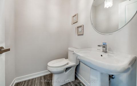 Photo 21 at 173 Salterton Circle, Rural Vaughan, Vaughan