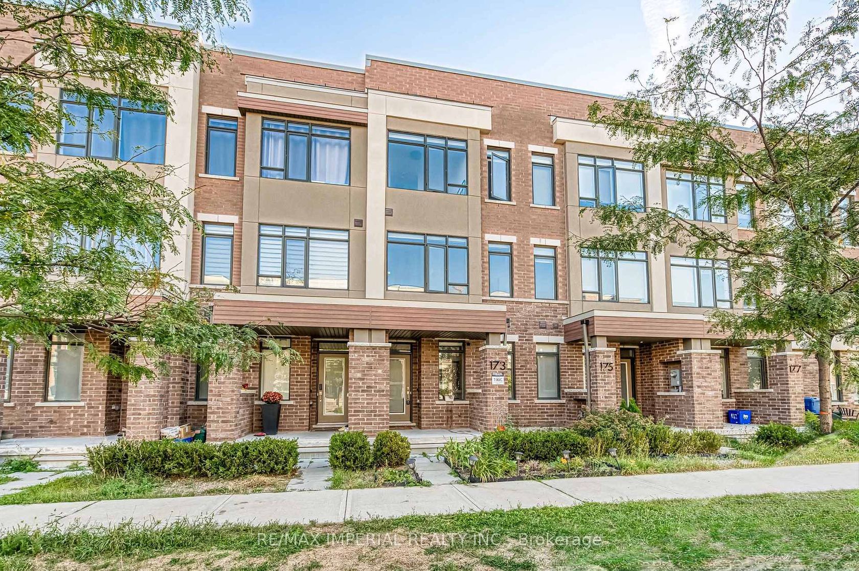 173 Salterton Circle, Rural Vaughan, Vaughan 
