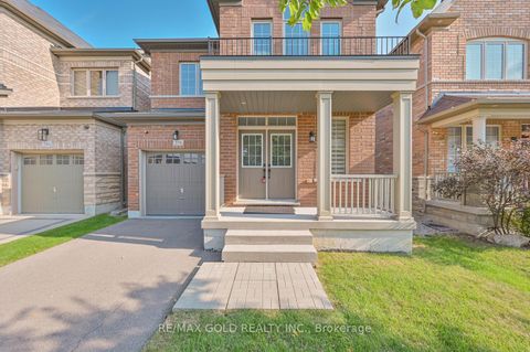 Photo 2 at 238 Kincardine Street, Kleinburg, Vaughan