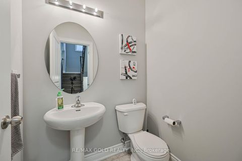 Photo 11 at 238 Kincardine Street, Kleinburg, Vaughan