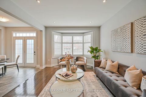 Photo 12 at 238 Kincardine Street, Kleinburg, Vaughan