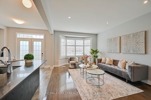 Photo 13 at 238 Kincardine Street, Kleinburg, Vaughan