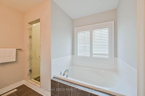 Photo 30 at 238 Kincardine Street, Kleinburg, Vaughan