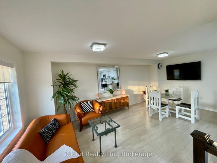 Photo 7 at 73 - 1222 Rose Way, CB Cobban, Milton