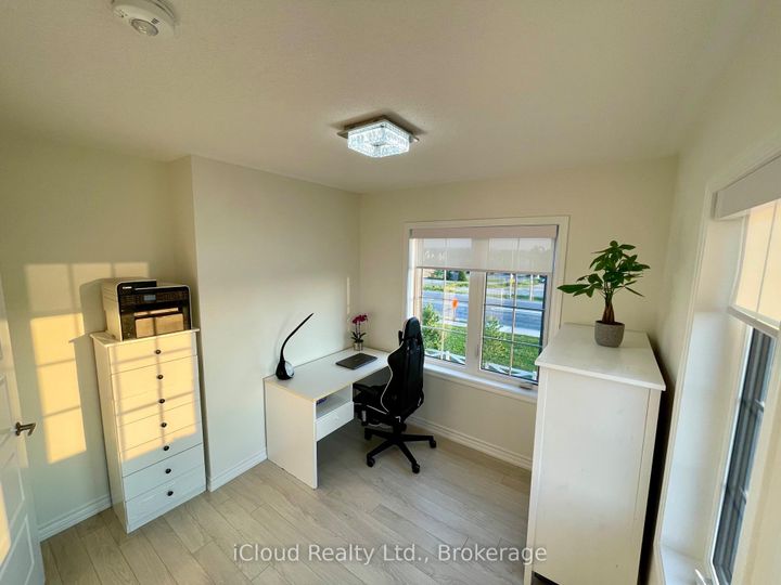 Photo 24 at 73 - 1222 Rose Way, CB Cobban, Milton