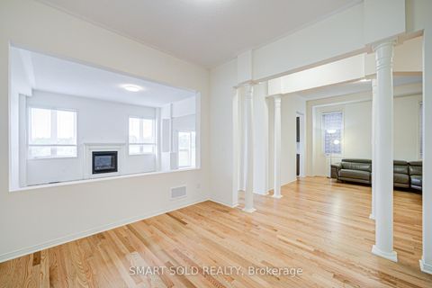 Photo 10 at 156 Hartney Drive, Rural Richmond Hill, Richmond Hill
