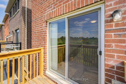 Photo 17 at 156 Hartney Drive, Rural Richmond Hill, Richmond Hill