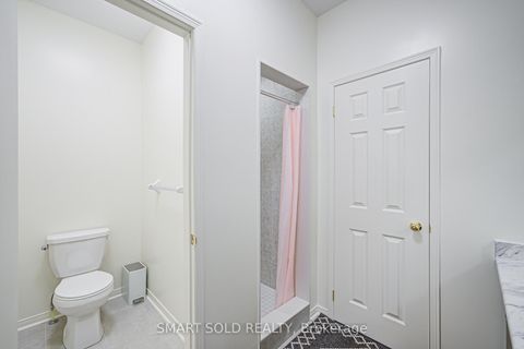 Photo 32 at 156 Hartney Drive, Rural Richmond Hill, Richmond Hill