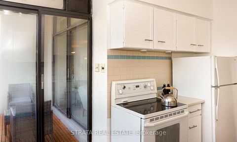 Photo 7 at 702 - 86 Gloucester Street, Yonge Corridor, Toronto