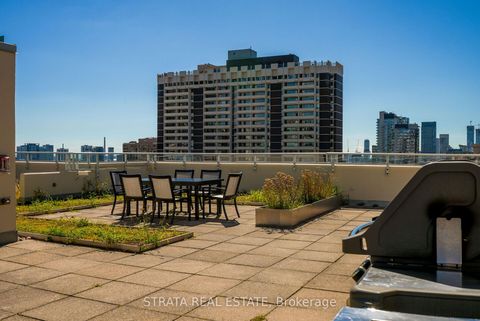Photo 22 at 702 - 86 Gloucester Street, Yonge Corridor, Toronto