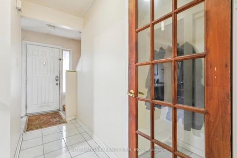 Photo 7 at 106 - 250 John Garland Boulevard, Clairville, Toronto