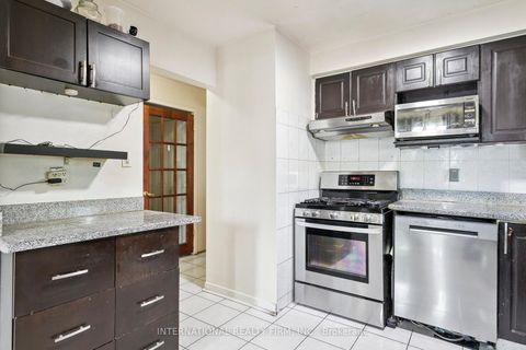 Photo 15 at 106 - 250 John Garland Boulevard, Clairville, Toronto