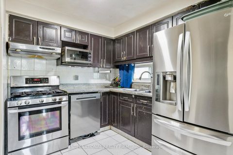 Photo 16 at 106 - 250 John Garland Boulevard, Clairville, Toronto