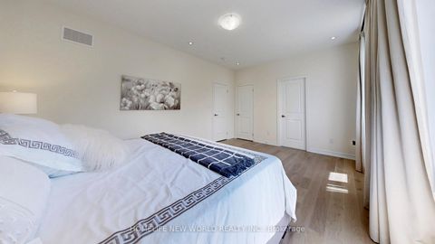 Photo 26 at 19 Ahchie Court, Patterson, Vaughan
