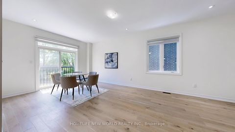 Photo 37 at 19 Ahchie Court, Patterson, Vaughan