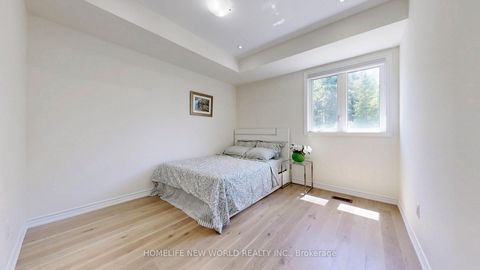 Photo 38 at 19 Ahchie Court, Patterson, Vaughan