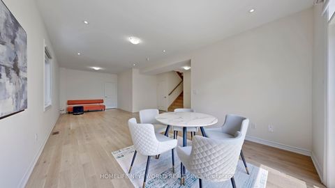 Photo 41 at 19 Ahchie Court, Patterson, Vaughan