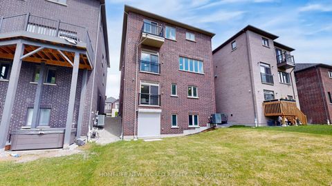 Photo 43 at 19 Ahchie Court, Patterson, Vaughan