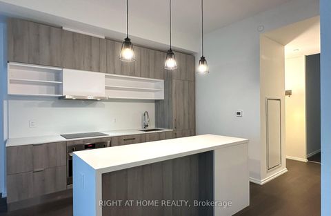 Photo 15 at 1008 - 5 Soudan Avenue, Mount Pleasant West, Toronto Photo 15 at 1008 - 5 Soudan Avenue, Mount Pleasant West, Toronto