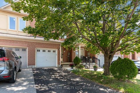 Photo 1 at 64 Lander Crescent, Patterson, Vaughan