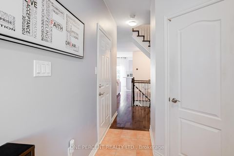 Photo 9 at 64 Lander Crescent, Patterson, Vaughan