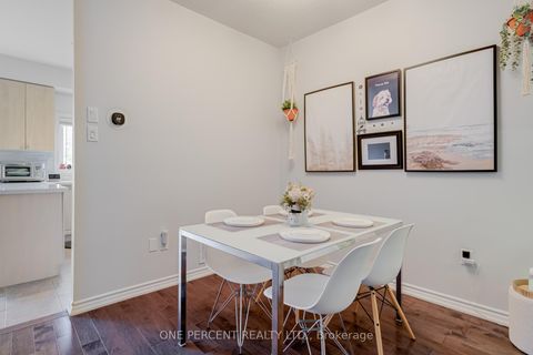Photo 13 at 64 Lander Crescent, Patterson, Vaughan