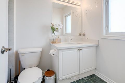 Photo 25 at 64 Lander Crescent, Patterson, Vaughan