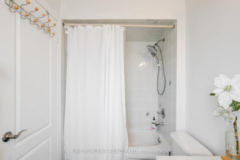 Photo 26 at 64 Lander Crescent, Patterson, Vaughan