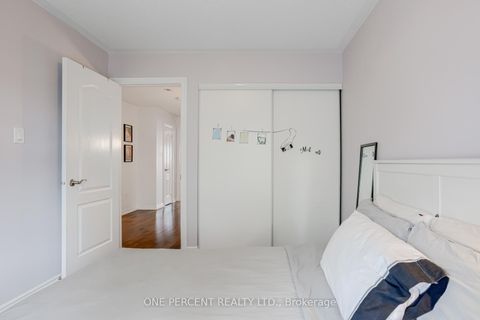 Photo 31 at 64 Lander Crescent, Patterson, Vaughan