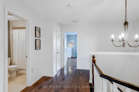 Photo 32 at 64 Lander Crescent, Patterson, Vaughan