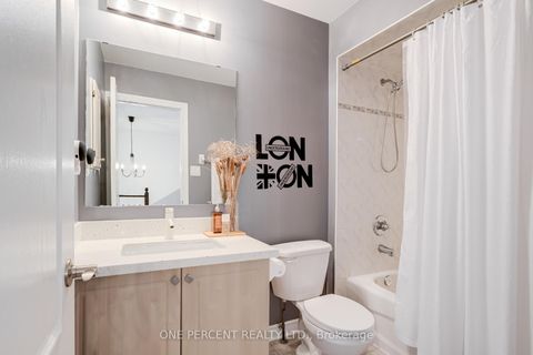 Photo 33 at 64 Lander Crescent, Patterson, Vaughan