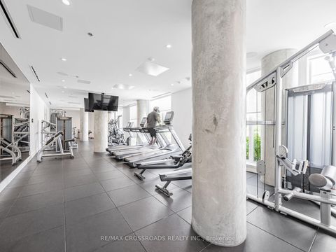 Photo 6 at 427 - 3100 Keele Street, CFB, Toronto