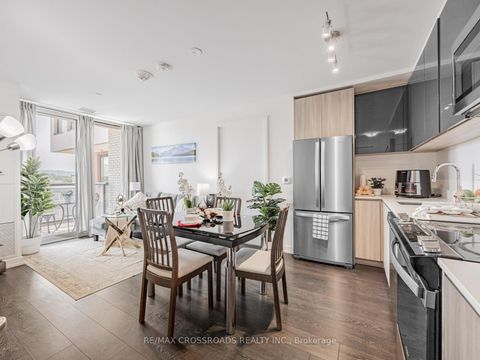 Photo 13 at 427 - 3100 Keele Street, CFB, Toronto