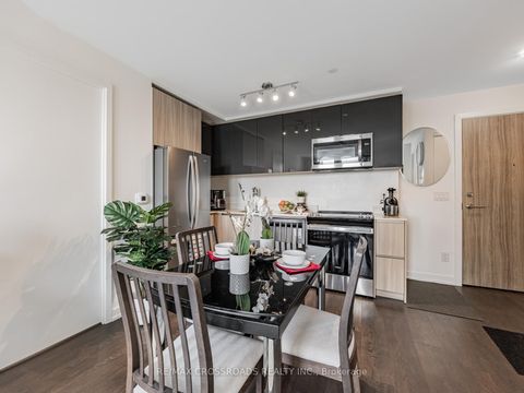 Photo 16 at 427 - 3100 Keele Street, CFB, Toronto