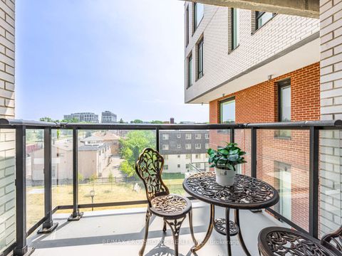 Photo 27 at 427 - 3100 Keele Street, CFB, Toronto