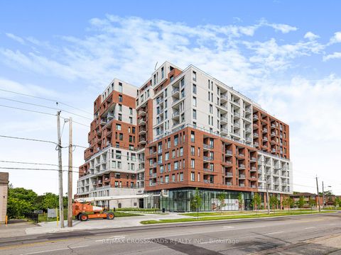 Photo 29 at 427 - 3100 Keele Street, CFB, Toronto