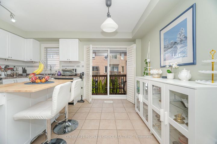 Photo 19 at 7055 Fairmeadow Crescent, Lisgar, Mississauga