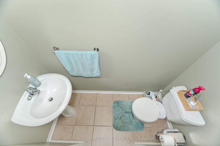 Photo 21 at 7055 Fairmeadow Crescent, Lisgar, Mississauga