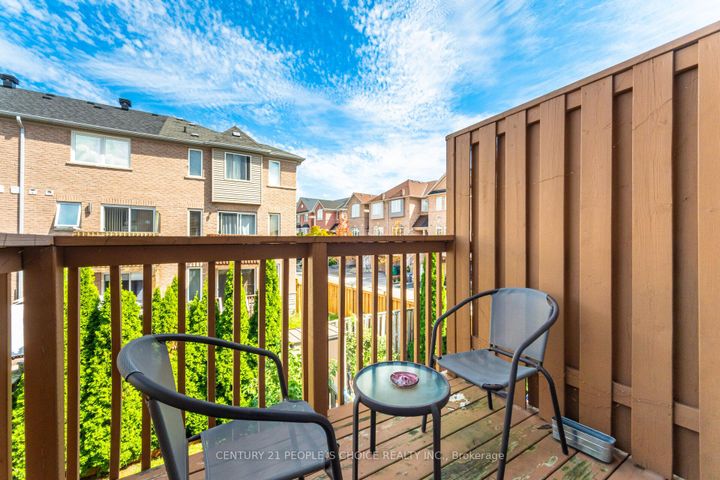 Photo 22 at 7055 Fairmeadow Crescent, Lisgar, Mississauga