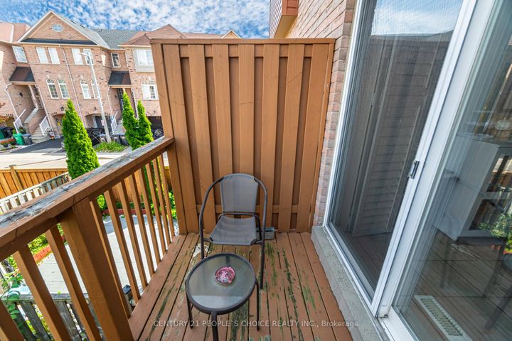 Photo 23 at 7055 Fairmeadow Crescent, Lisgar, Mississauga