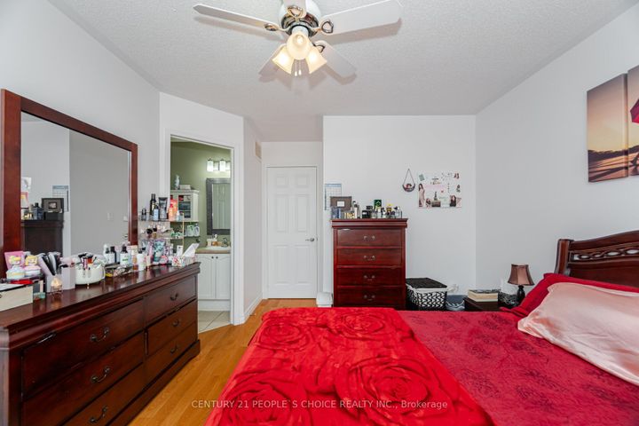 Photo 30 at 7055 Fairmeadow Crescent, Lisgar, Mississauga