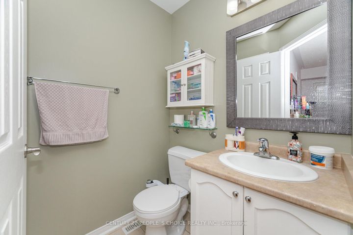 Photo 31 at 7055 Fairmeadow Crescent, Lisgar, Mississauga
