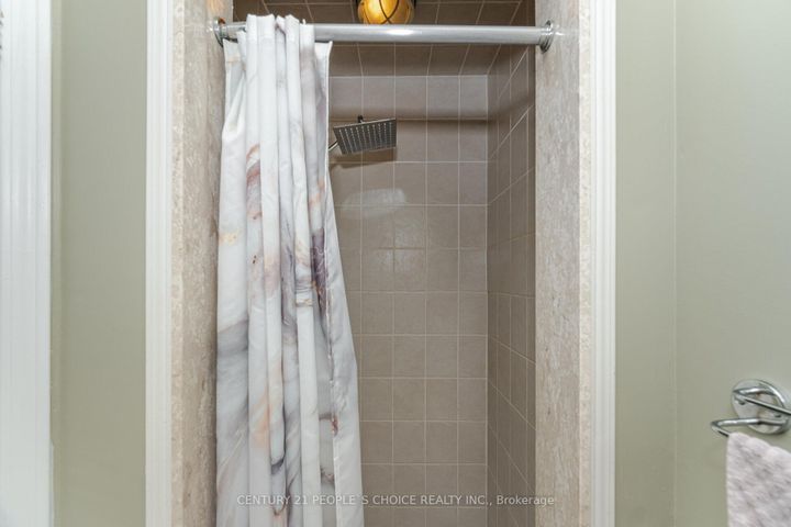 Photo 32 at 7055 Fairmeadow Crescent, Lisgar, Mississauga