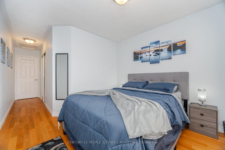 Photo 35 at 7055 Fairmeadow Crescent, Lisgar, Mississauga