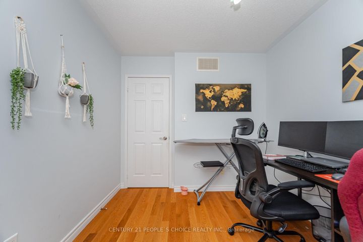 Photo 38 at 7055 Fairmeadow Crescent, Lisgar, Mississauga