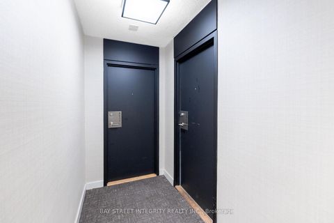 Photo 5 at 3511 - 15 Fort York Boulevard, Waterfront Communities C1, Toronto