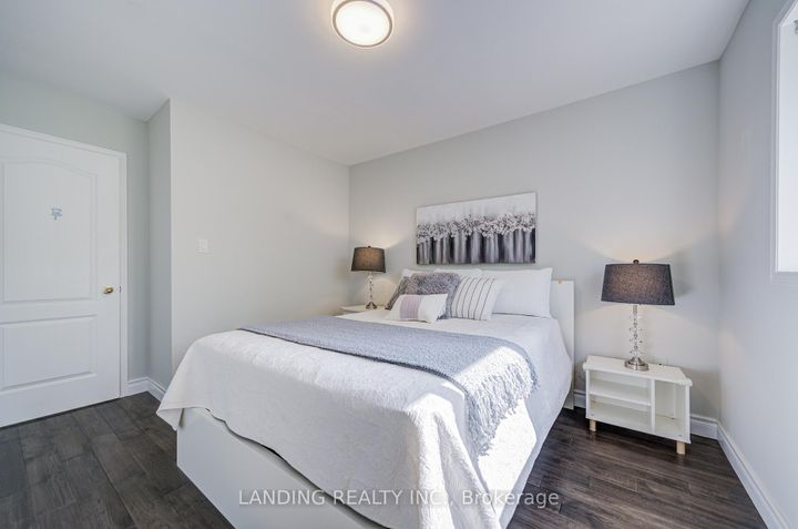 Photo 33 at 483 Menczel Crescent, Summerhill Estates, Newmarket