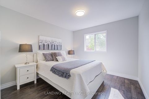 Photo 31 at 483 Menczel Crescent, Summerhill Estates, Newmarket