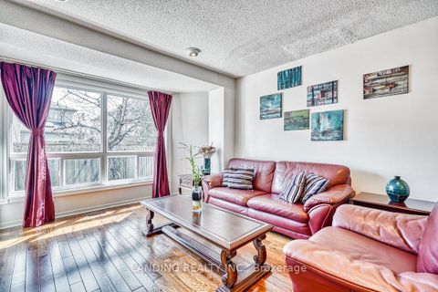 Photo 8 at 63 Ramblewood Lane, Brownridge, Vaughan