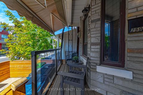 Photo 4 at 259 Claremont Street, Bellwoods, Toronto